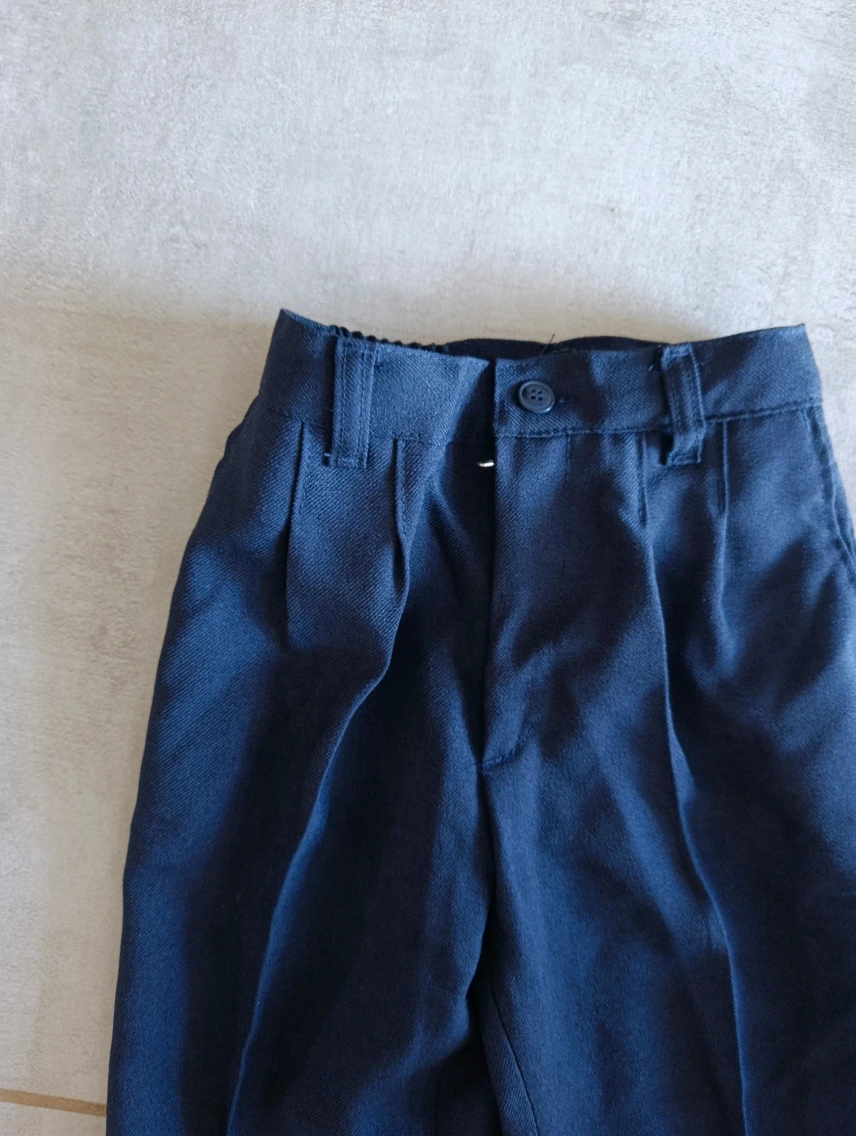 Pantalón vintage azul marino con pinzas – Made in Spain – Talla 2 años – photo 2